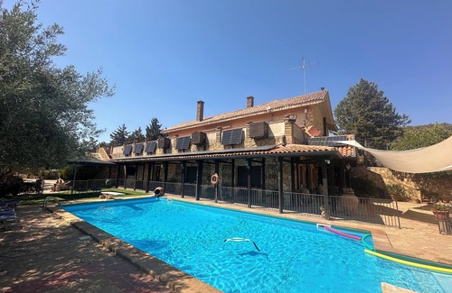 Enna Casa | VILLA GERACE- NATURE, RELAXATION AND WELL-BEING