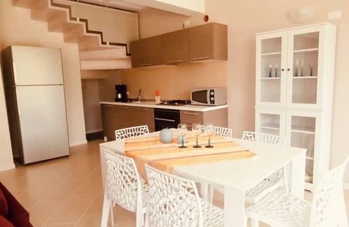Colico Piano Villa | Villa Gialla mit Pool, 100 mt vom See