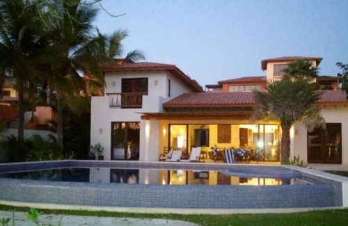 Bucerías Casa | Villa Girasol by RNLR