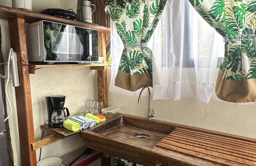 Chilamate Apartamento | Villa Girasol (Frente al Río Sarapiqui)