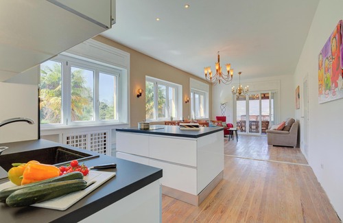 Porto Valtravaglia Villa | Villa Giulia - Privacy 5 min walk to Lake, Porto Valtravaglia, Italy