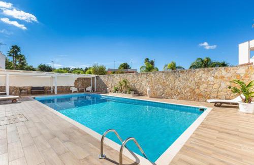 Torre dell'Orso Villa | Villa Goccia by BarbarHouse