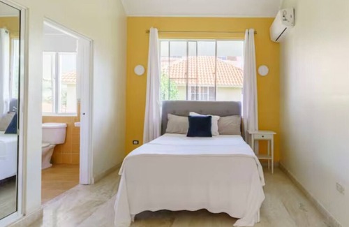 Bavaro Chalet De Esquí | VILLA 8 PERSONAS EN CAMPO GOLF Y A 5 MINITOS PLAYA