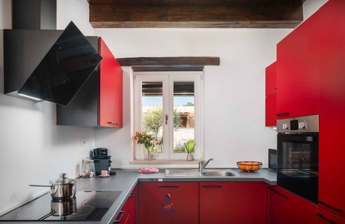 Mofardini Villa | Villa Grado II-Newly renovated 3BD villa for up to 8 with extra large heated pool