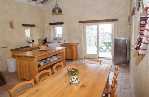 Gracisce Casa | Casa de piedra restaurada con piscina en el centro de Istria
