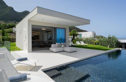 Faial Villa | Villa Guindaste I Modern Villa with Sea View