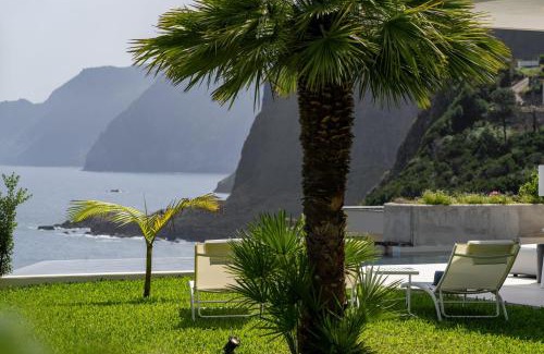 Faial Villa | Villa Guindaste I Modern Villa with Sea View
