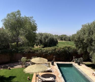 Sidi Abdallah Ghiat Villa | Villa Hania 4 chambres avec piscine