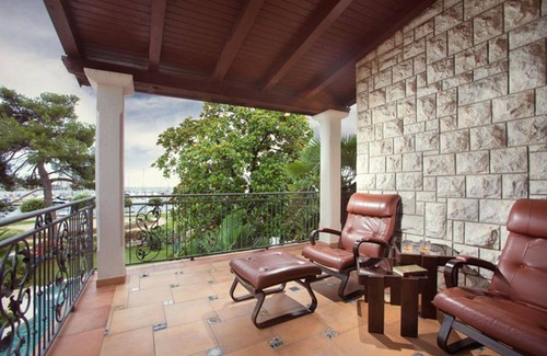Umag Villa | Villa Harbourfront Umag - Maravillosa villa de 5 dormitorios - Vistas al puerto - Jacuzzi y Gimnasio
