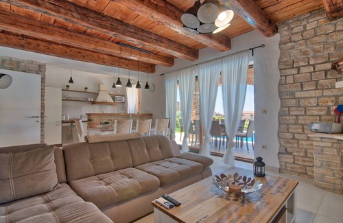 Butkovici Villa | Villa Harmony con piscina privada