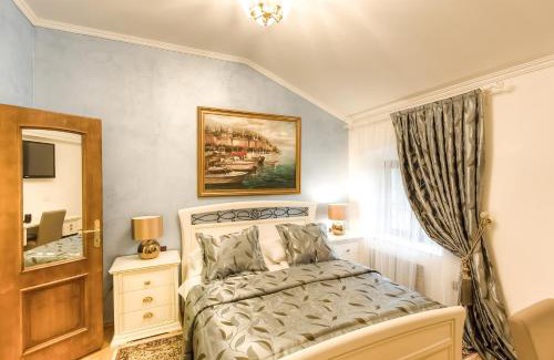 City Center Casa | Villa Hasi