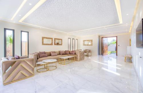 El Aggada Villa | Villa Hawai, ss vis à vis avec espace de sport , piscine Chauffée