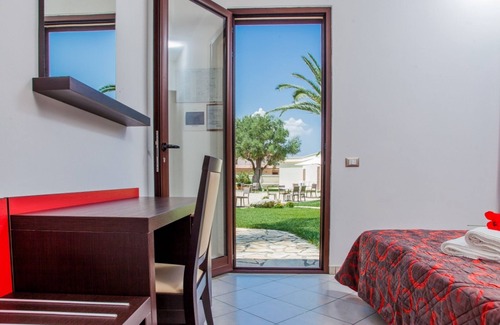 Porto Cesareo Hotel | Villa Hermosa Resort