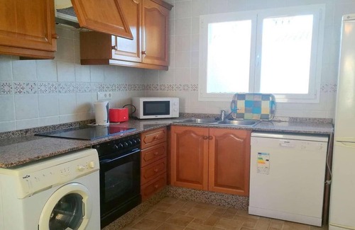 Beniarbeig Casa | Villa Hibisco is part of a villa complex in the village of Beniarbeig, not far from Denia.