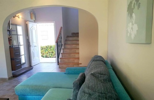 Beniarbeig Casa | Villa Hibisco is part of a villa complex in the village of Beniarbeig, not far from Denia.