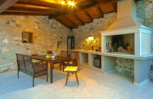 Banki Villa | Villa Hisina near Porec for 6 people with private swimming pool
