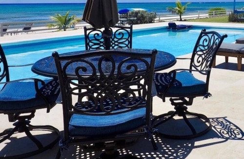 Cockburn Town Casa | Villa Hues of Blues on Grand Turk Island