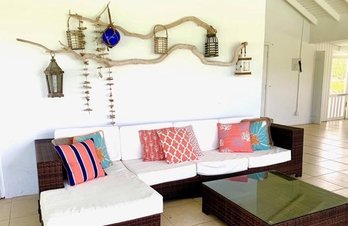 Cockburn Town Casa | Villa Hues of Blues on Grand Turk Island
