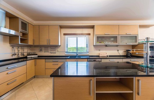 Patroves Villa | Villa 'Hunês' con piscina privada, Wi-Fi y aire acondicionado