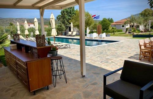 Kilada Cama Y Desayuno | Villa Hylas Luxury Bed & Breakfast Kilada