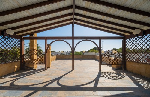 Baia Verde Villa | Villa 'I Love Baia Verde Spa' con piscina privada, terraza privada y aire acondicionado