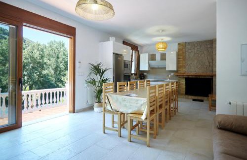 Villanueva del Arzobispo Chalet De Esquí | Villa Ibáñez