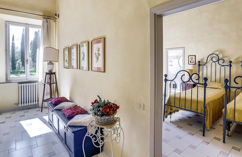 Radicofani Villa | Villa Il Giardino with Private Swimming Pool, Garden, Ideal for Weddings