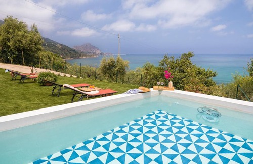 Sant'Ambrogio Apartamento | Villa Il Mirto by DomuSicily