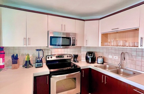 Borinquen Condominio | Villa iL Moure | Electricidad y agua disponibles