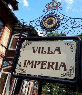 Blankenburg Casa | Villa Imperia, Museums-Hotel, Treppensteigen