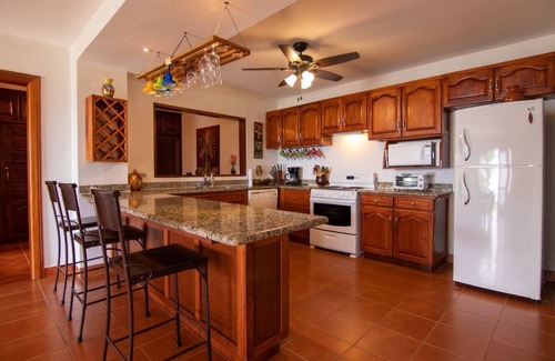 El Ocotal Villa | Villa in absolute tranquility with beach 3 swimming pools and onsite restaurant