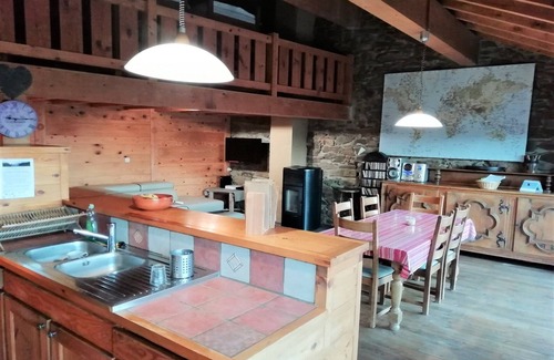 Ayguatebia-Talau Casa | Villa en Ayguatébia-Talau con Jardín y BBQ