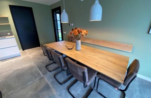 Balk Casa | Villa in Balk with Private Jetty on Slotermeer, cleaning included