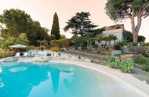 Capo d'Orlando Villa | Villa en Capo D'orlando con 5 habitaciones, capacidad 10