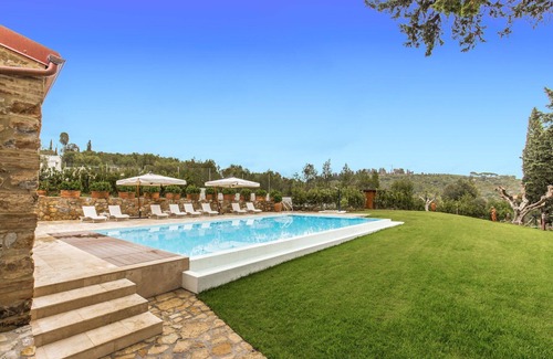 Campiglia Marittima Villa | Villa en Castelvecchio con 7 habitaciones, capacidad 14