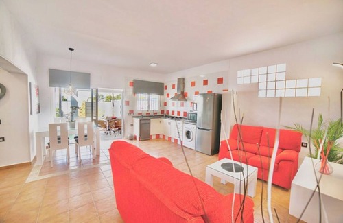 Conil de la Frontera Villa | VILLA EN CONIL PISCINA PRIVADA,VILLA YUCA