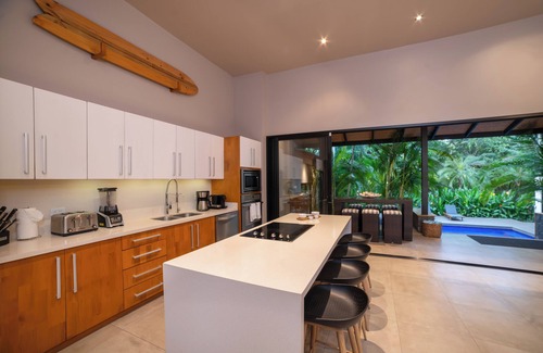 Tamarindo Casa | Villa Surrounded by Nature Near Beach – Golf Cart Private Pool & Beach Club Access Included