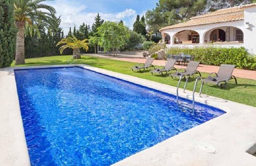 Urbanización La Mandarina Villa | Villa con piscina privada en Javea, en la Costa Blanca, España para 6 personas