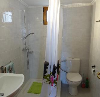 Troizinia Apartamento | Villa in Kalloni direkt am Meer, tolle Aussicht