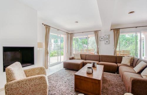 Le Muy Villa | Villa in Le Muy with Private Pool & Forest