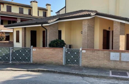 Lido degli Estensi Apartamento | Villa in Lido degli Estensi