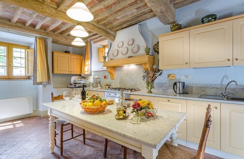 Vorno Villa | Villa en Lucca con 8 habitaciones, capacidad 15