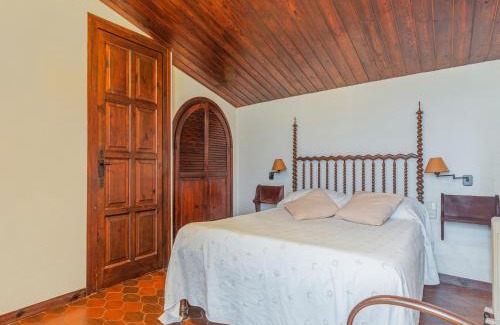 Sant Iscle de Vallalta Casa | Villa in Maresme near Montnegre Park, cleaning included