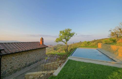 Castiglion Fiorentino Villa | Villa in Mammi with Pool near Florence