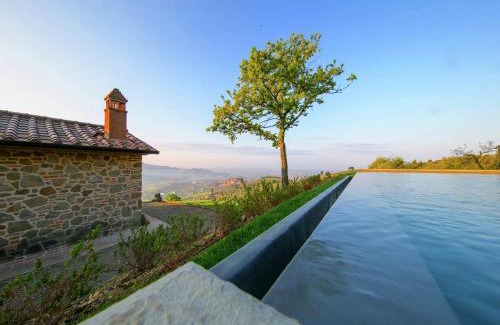 Castiglion Fiorentino Villa | Villa in Mammi with Pool near Florence