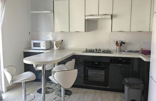 Montauroux Villa | Villa in Montauroux with Pool and Hill Views