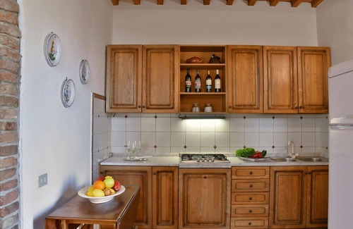 Montelopio Villa | Villa en Montelopio con 6 habitaciones, capacidad 12
