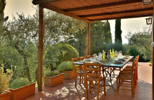 Montelopio Villa | Villa en Montelopio con 6 habitaciones, capacidad 12