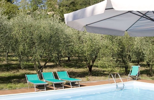 Montelopio Villa | Villa en Montelopio con 5 habitaciones, capacidad 9