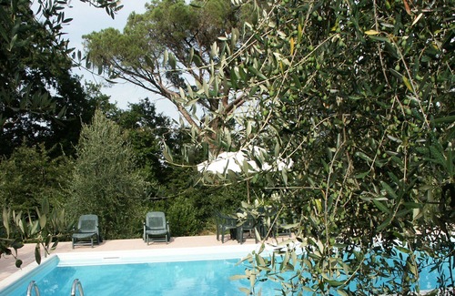 Montelopio Villa | Villa en Montelopio con 5 habitaciones, capacidad 9